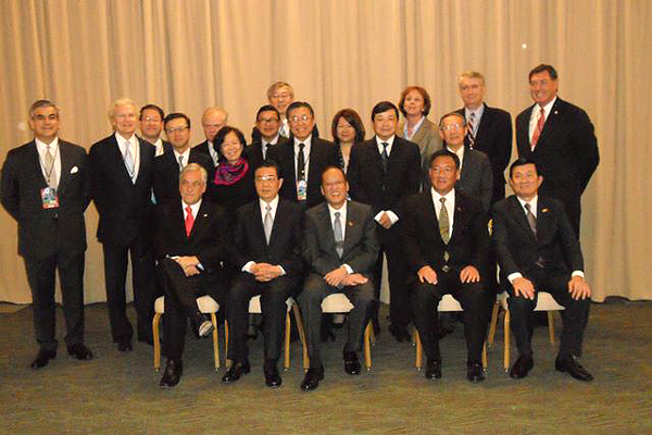 渡辺委員はチリ、中国、フィリピン、タイ、ベトナムの首脳との対話グループに参加